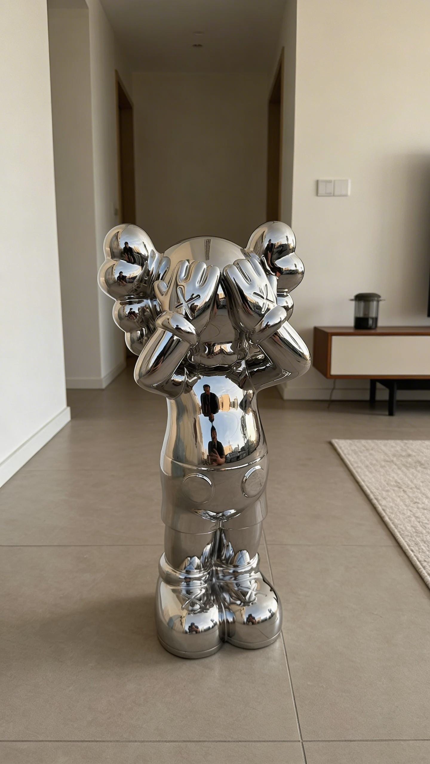 Krom KAWS Tarzı Göz Maskesi